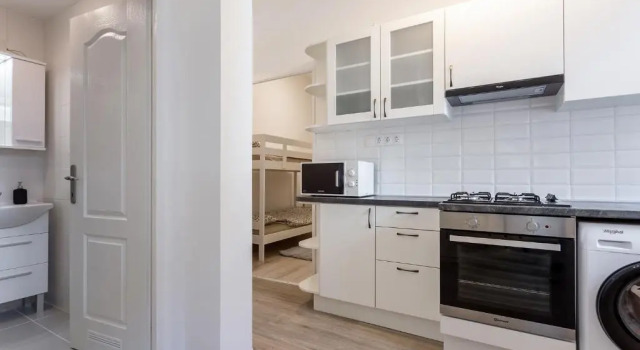 Полулюкс Goldcentral Apartments - Stylish Apartments - Wine Tasting Access