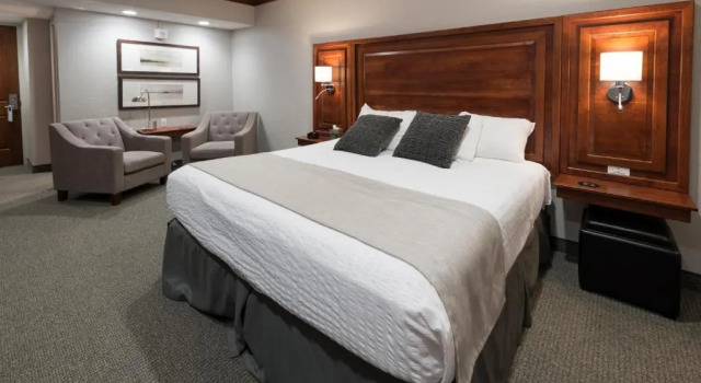 Номер Deluxe Hillsdale College Dow Hotel and Conference Center