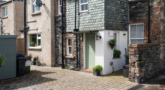 Skyfell House