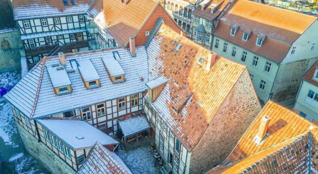 Апартаменты himmlischer Hof - Juwel von 1477 mit P, romantischer Innenhof, Kamin, Öko, Denkmal