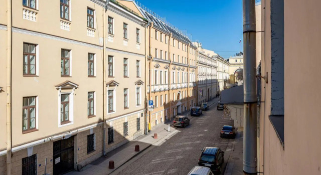 Апартаменты на улице Галерная, Забронировать Апартаменты/квартира Отели Санкт-Петербурга с парковкой, рядом с Стрелка Васильевского острова, Парковка