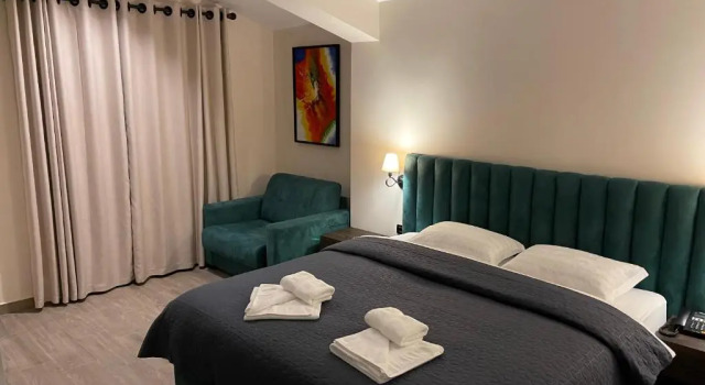 Семейный номер Standard с балконом Venis Hotel