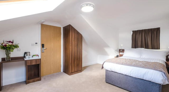 Signature Hotel London