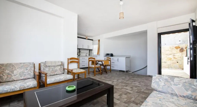 Peaceful House With Private Beach in Gumusluk, Rezerwuj Hotel Gumusluk 