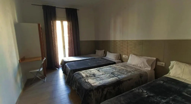 Апартаменты Hostal Colkida