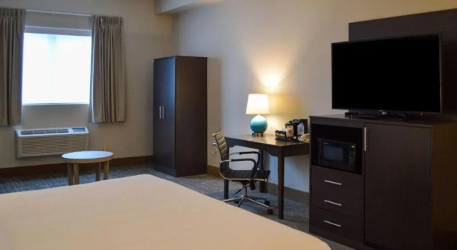 Люкс Country Inn & Suites by Radisson Rehoboth Beach - Dewey