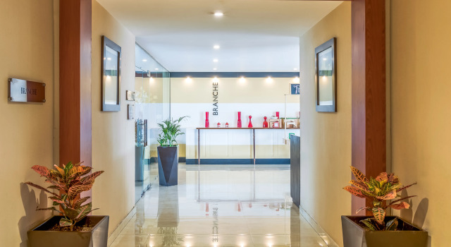 Golden Tulip Suites Gurgaon