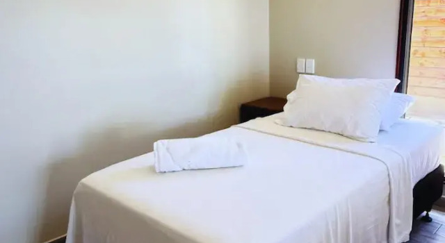 Miti Maninoa Ocean Club, Book Hotel Hotels in Siumu with Parking, Parking