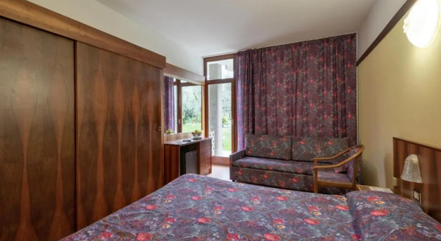 Трёхместный номер Standard Park Hotel Oasi