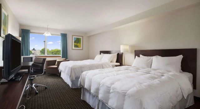 Четырёхместный номер Standard Days Inn by Wyndham Lacey Olympia Area
