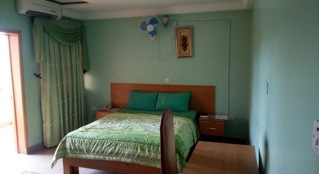 Номер Deluxe Mataan Hotel  Suites