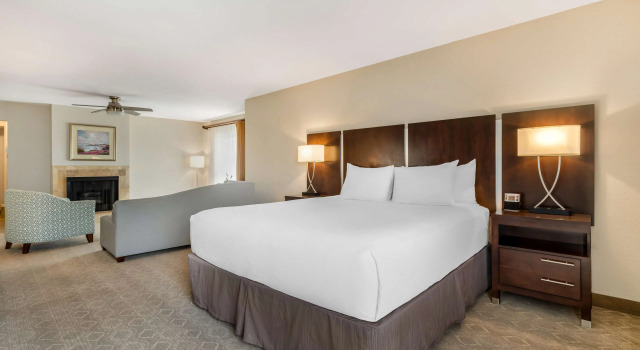 Двухместный номер Standard с балконом Best Western Plus Monterey Inn