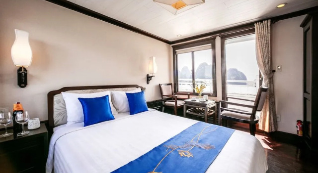 Gray Line Private Luxury Cruise