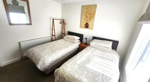 Апартаменты 2-bed Flat With Superfast Wi-fi DW Lettings 29br