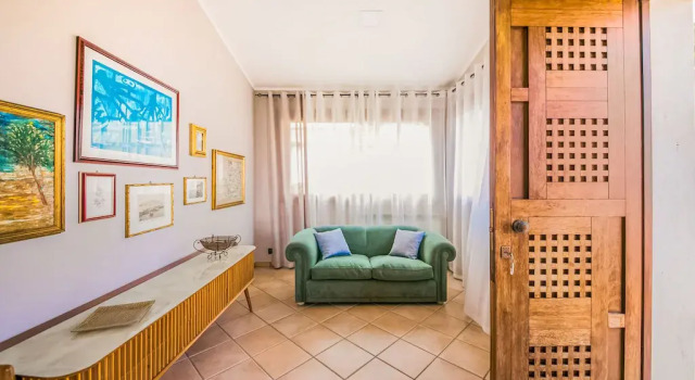 Spacious Villa in Castellammare del Golfo with Swimming Pool