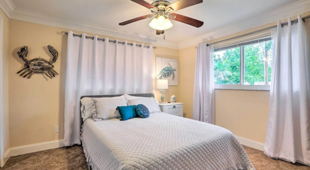 Private Pool + Covered Patio: Cape Coral Haven!, Забронировать Дом для отпуска Виллы Кейп-Корал, Вилла