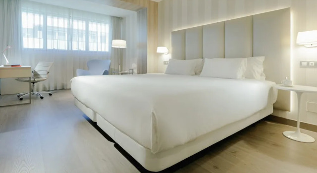 Номер Superior Hesperia A Coruña Centro
