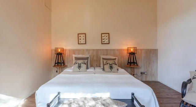 Hajé Waterlodge en hotel ark de Aalscholver, Забронировать Отель Отели Норда 3 звезды, 3*