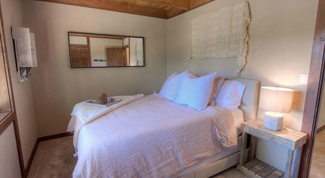Inclining View by Lake Tahoe Accommodations, Забронировать Дом для отпуска Коттеджи Норт-Лейк-Тахо, Коттедж