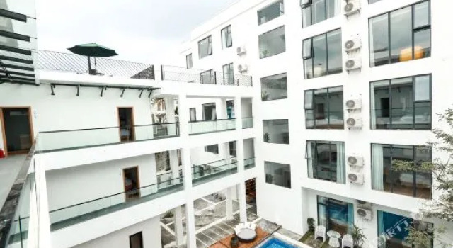 Simple Hostel, Book Hostel Meilan 