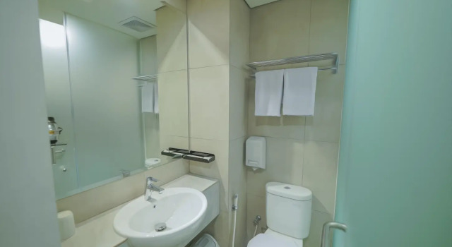 Номер Standard Front One Boutique Hotel Taman Anggrek