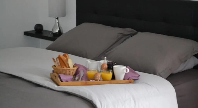 Le Paddock des Caloges, Book Hotel  