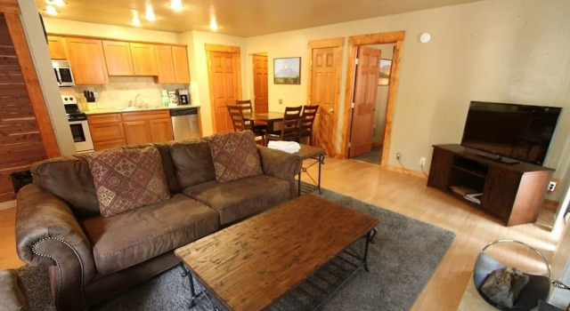 Hidden Valley 111 1 Br condo by RedAwning