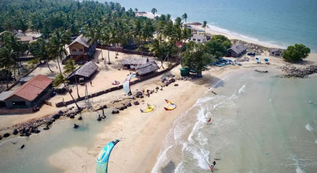Surfpoint Sri Lanka Kite Village