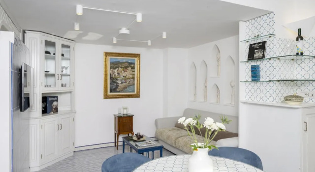 Estate4home - Casetta Arienzo