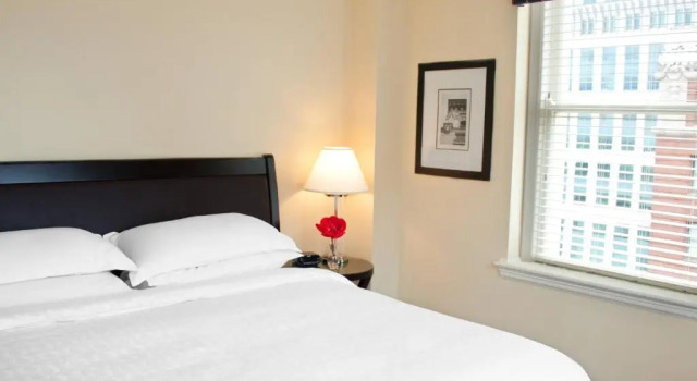 Двухместный клубный номер Standard Sheraton Columbia Downtown Hotel