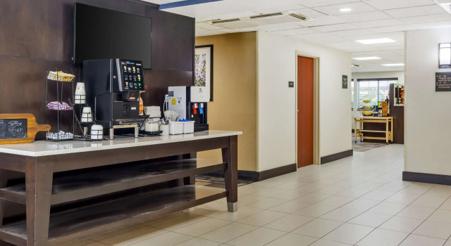 Best Western Plus Berkshire Hills Inn & Suites