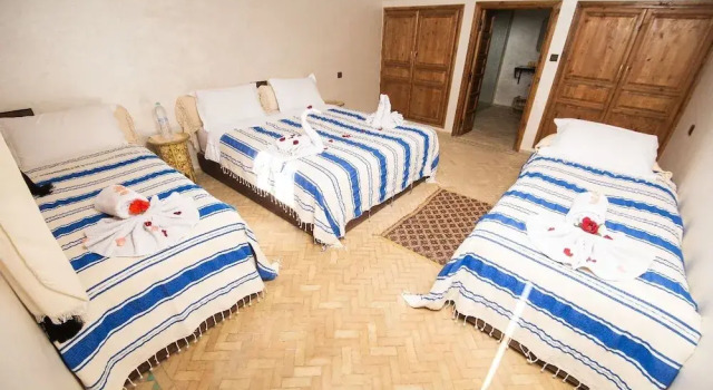 Maison safou, Забронировать Отель Отели Марракеш-Тенсифт-Эль-Хауз 3 звезды, 3*