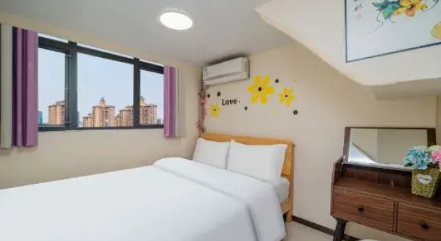 Люкс Yuexinju B&B (Shunde Happy Coast Plus Store)