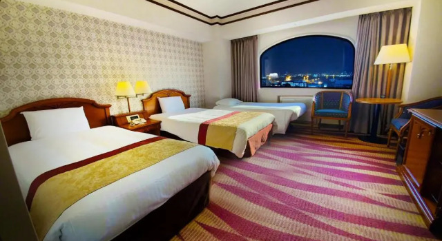 Трёхместный номер Standard Hotel Plaza Kobe