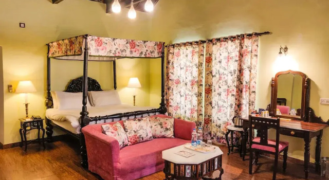 Двухместный номер Royal WelcomHeritage Kasmanda Palace