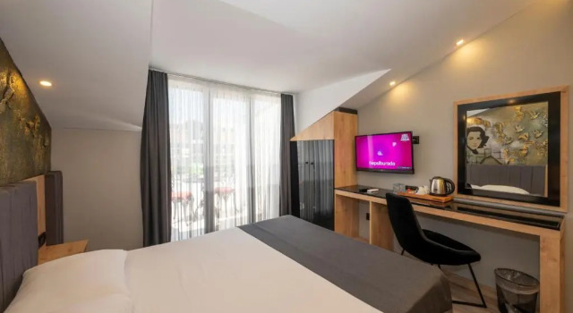 Двухместный номер Deluxe с балконом Grand Palace Hotel