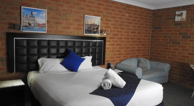 Двухместный номер Deluxe Pooraka Motor Inn