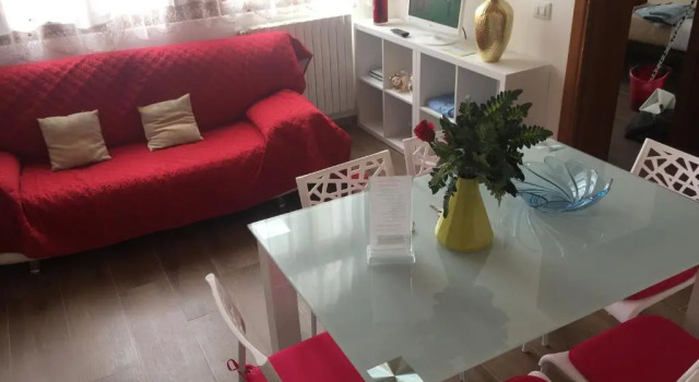 TINTORETTO 1 CON TERRAZZA SOPRA IL TETTO, 3 bagni, 3 grandi camere da letto, SUPER NUOVO, Забронировать Отель Каннареджо Венеция