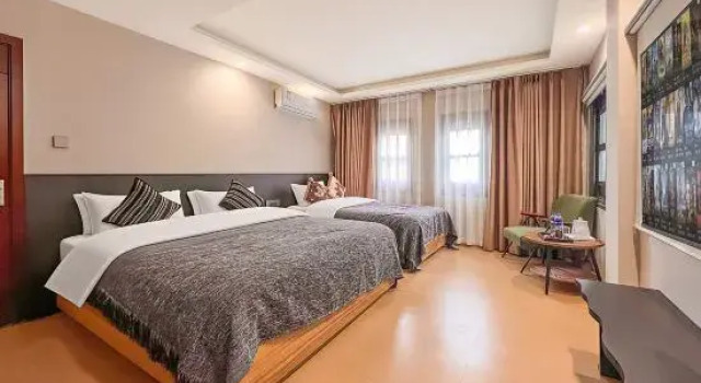 Люкс Yunoji Forest Courtyard Homestay (Wufengxi Ancient Town)