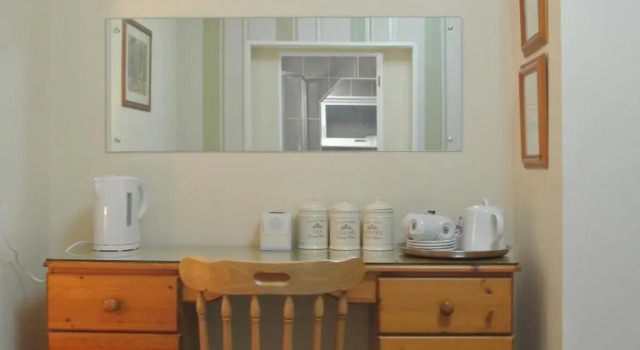 Четырёхместный номер Standard Old Castle Farm Guest House