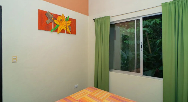 Апартаменты Heliconia Island