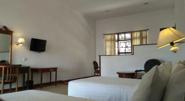 Sinabung Hills Resort, Rezerwuj Ośrodek wypoczynkowy Berastagi Sumatra