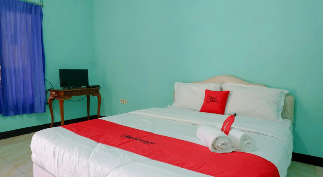 RedDoorz Syariah near Sekuro Beach Jepara, Prenota Hotel Hotel SPA a Jepara, SPA