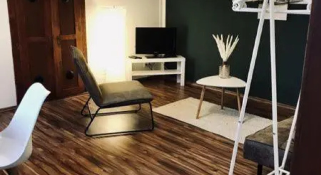 Ferienwohnung Willi I, Prenota Hotel Hotel a Brandeburgo con parcheggio, Parcheggio