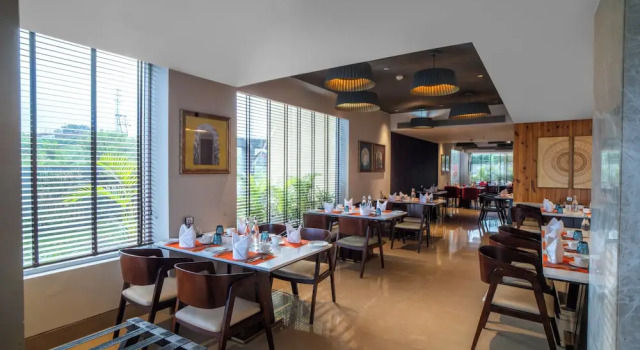 Welcomhotel by ITC Hotels, Katra, Забронировать Отель Отели штата Раджастхана с парковкой, Парковка