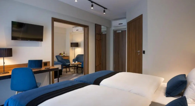 Полулюкс Premium Ascot Premium Hotel