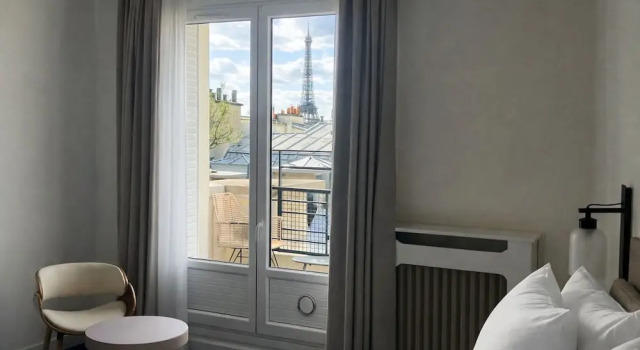 Двухместный номер Deluxe с балконом Hôtel Atala Champs Elysees