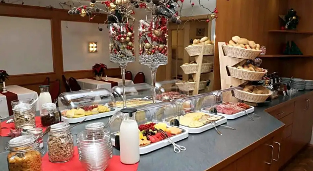 Schlossgasthaus Lichtenwalde, Book Hotel Niederwiesa Saxony