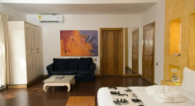 Superior Room Space Available, Забронировать Отель Аккра Greater Accra, рядом с The National Theatre of Ghana