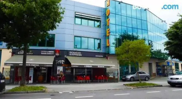 Apartamentos Forum Ceao, Забронировать Апартаменты/квартира Луго Lugo Province